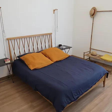 Mourillon T2/ 2 * Apartament *